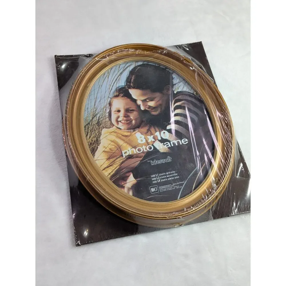 Vintage Intercraft 8x10 Gold Oval Picture Frame, Model 1420 L1 NOS Sealed